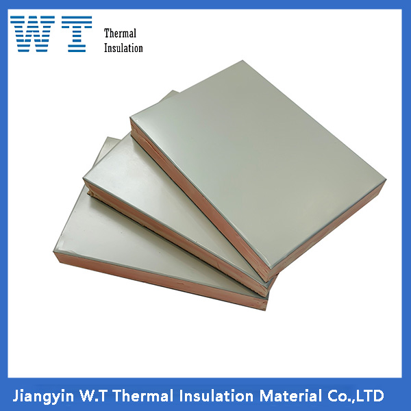 Corrosion resistant colored steel phenolic insulation board